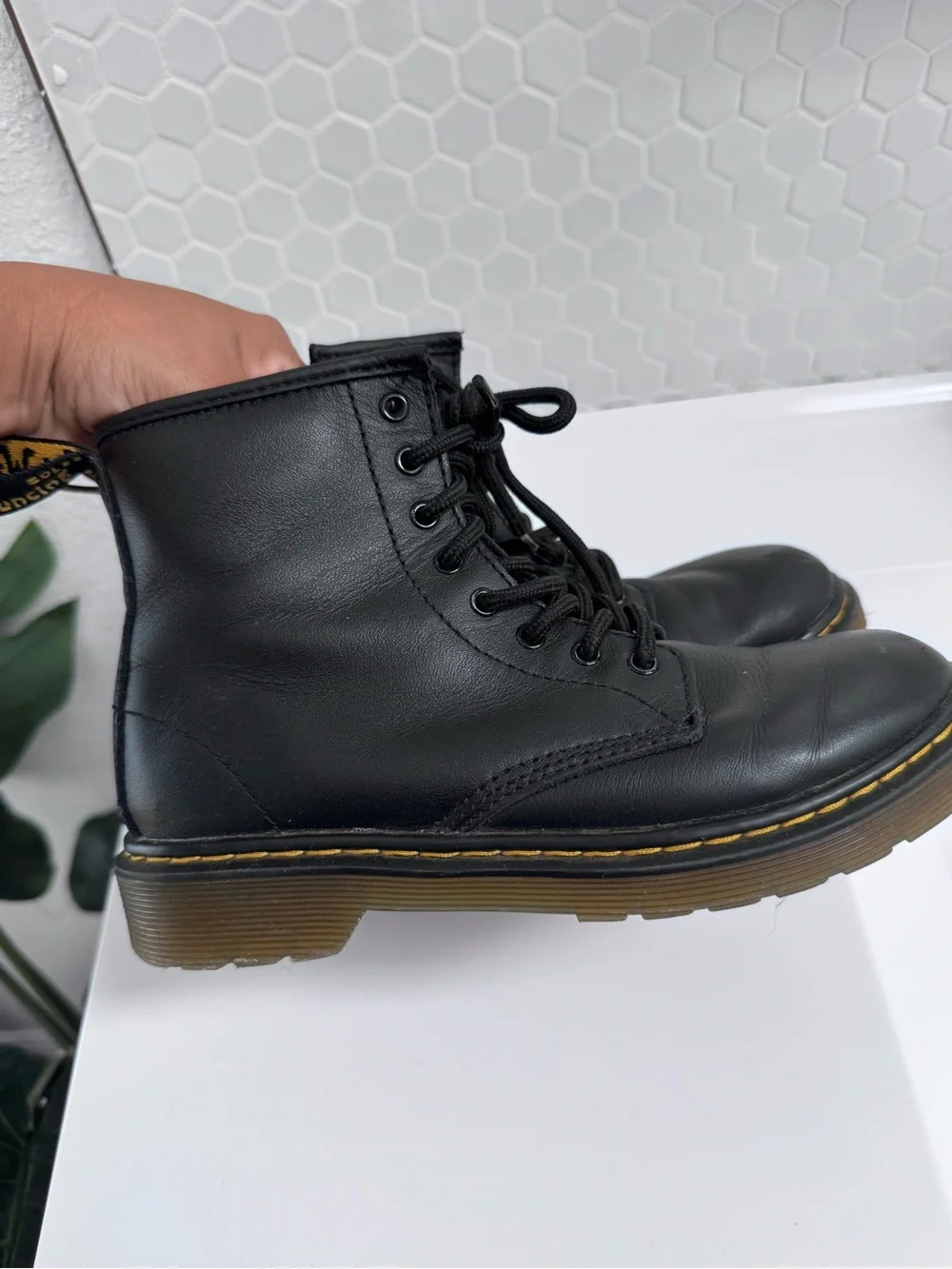 Dr. Martens Delaney Black Leather Lace-Up Boots in Size 2 youth Back to Class